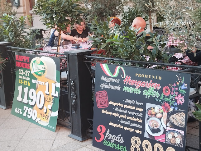 Budapest, Apáczai Csere János u. 12-14, 1052