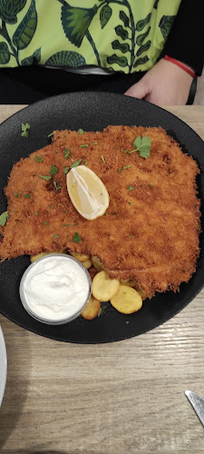 Comentarii opinii despre HBH Bajor Sörház, Étterem és Panzió