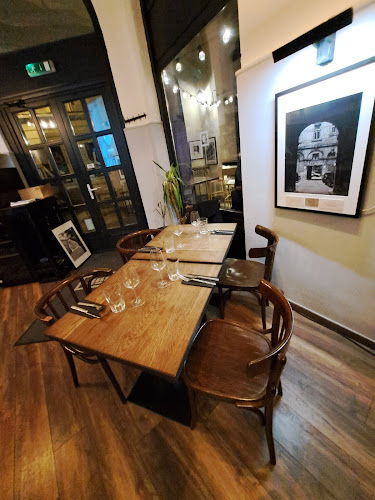 Budapest, Dob u. 31, 1074