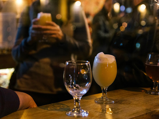 Opinii despre HOPS BEER BAR BUDAPEST în Budapest - Vendéglátás