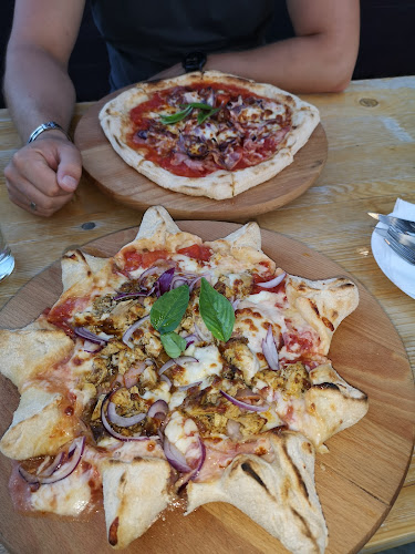 Gárdony, Ibolya u. 2, 2483