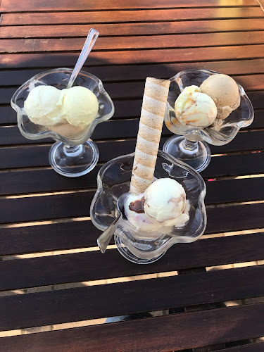 Csekő Kávéház és Étterem