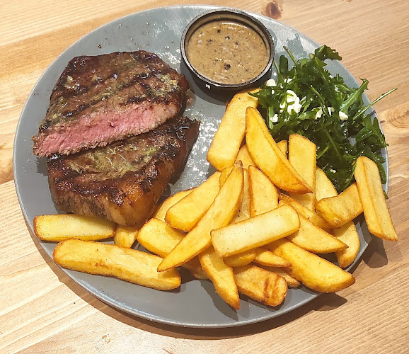 Wanted Pub Restaurant - Vendéglátás