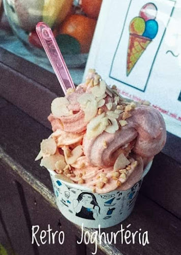 Retro Joghurtéria - Vendéglátás