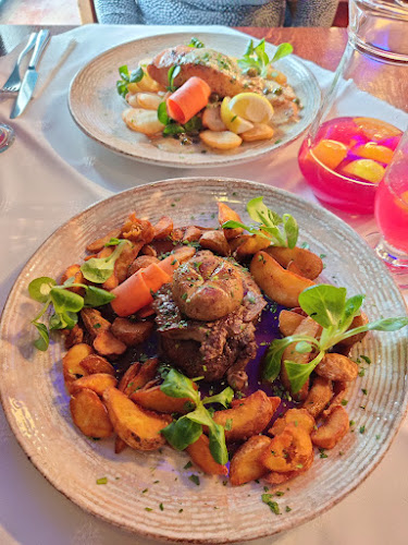 Comentarii opinii despre Kalóz Fregatt