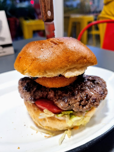 Comentarii opinii despre Big Daddy Burger Bár