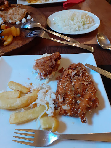 Comentarii opinii despre Fogadó a magyar királyokhoz