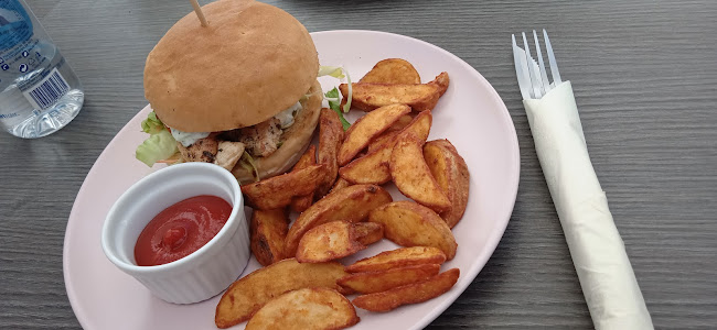 Murcos - Vendéglátás