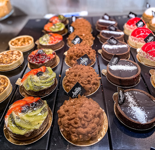 Amber's Bakery & Cafe - Vendéglátás