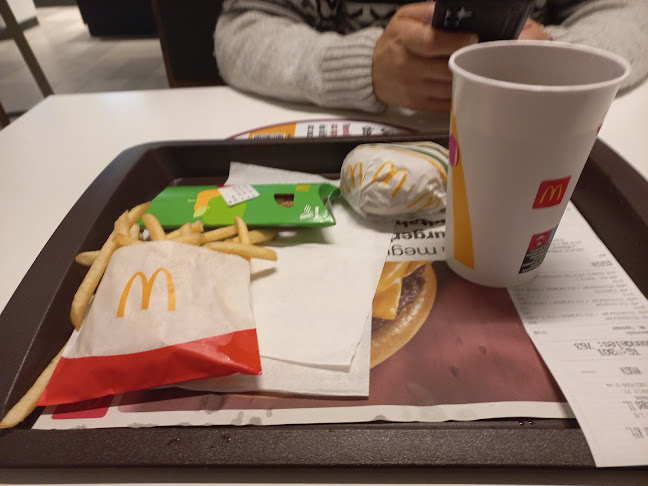 McDonald's - Vendéglátás