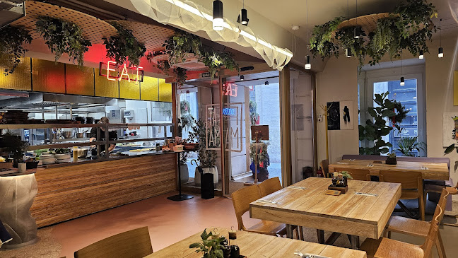 Comentarii opinii despre Fat Mama