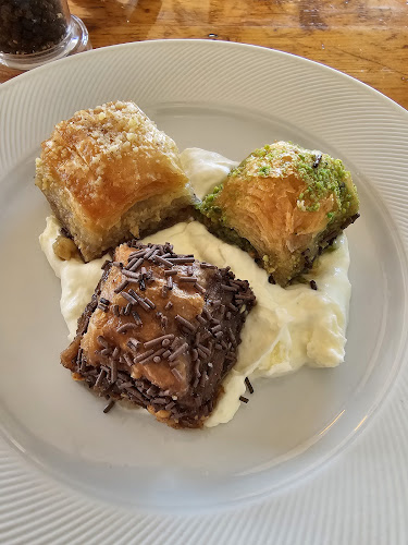 Opinii despre Balcsi Falatozó-Átmenetileg zárva, újranyitás 2025.október!Addig a Tölgyfa Étterem&Pub-ban tartunk nyitva! în Zamárdi - Vendéglátás