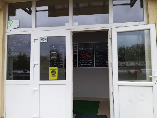 Kazincbarcika, Derkovits Gyula tér 25, 3700