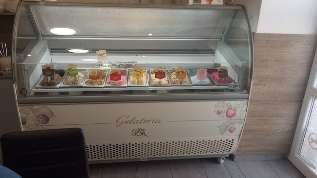 Opinii despre Platán büfé în Lábatlan - Vendéglátás