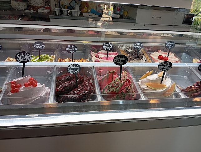 Opinii despre TiraMisuK în Pécel - Vendéglátás