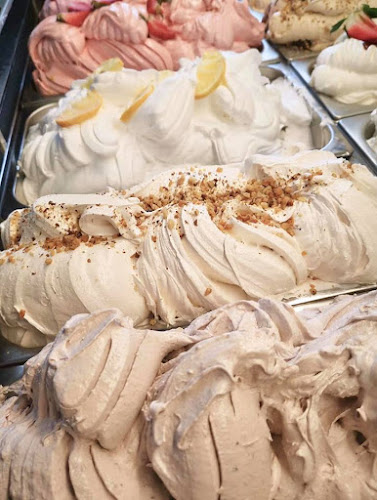 Comentarii opinii despre Ildikó Cukrászda