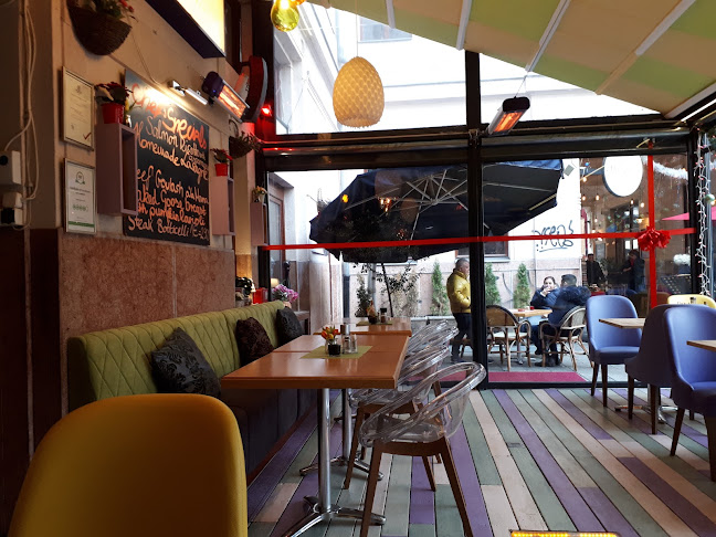 Yiddishe Mamma Mia étterem