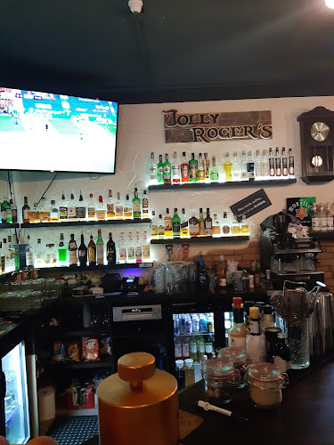 Opinii despre Jolly Roger's în Kalocsa - Vendéglátás