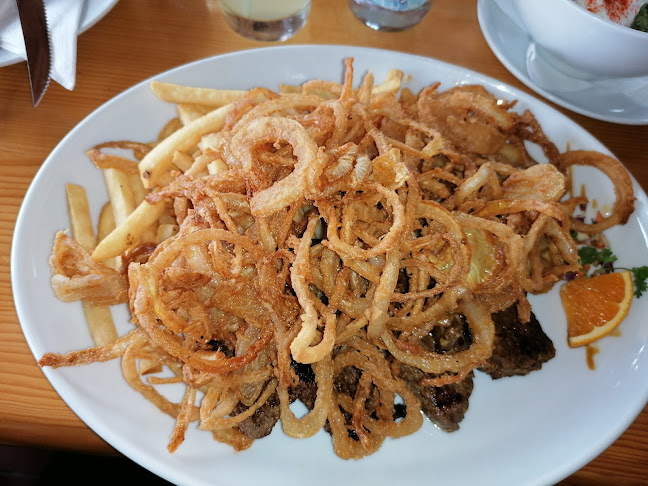 Bucka Pub Steak House - Vendéglátás