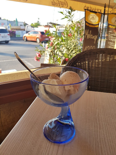 Comentarii opinii despre Sarokház Cukrászda