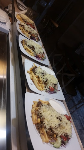 Ciao! Grill, Gyros & Pizza Bar - Vendéglátás