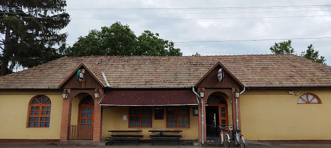 Opinii despre Fortuna-söröző în Füzesabony - Vendéglátás