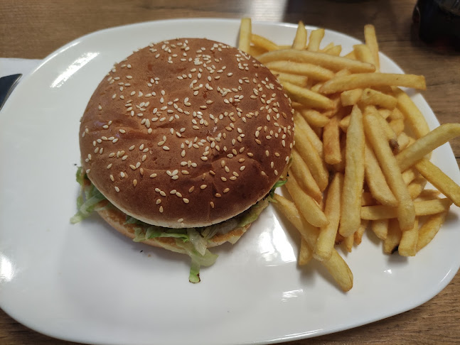 Comentarii opinii despre Süleyman Étterem