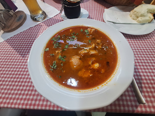 Opinii despre Butykos Kisvendéglő în Eger - Vendéglátás