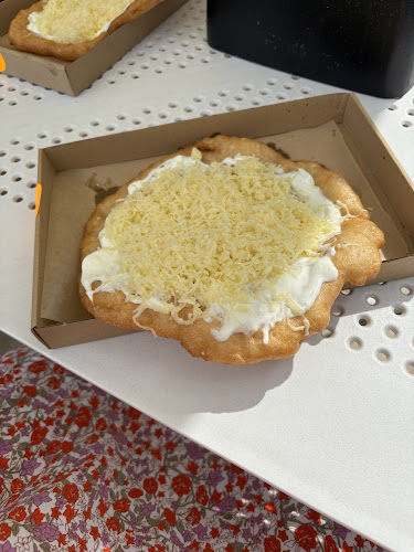 Opinii despre Tigris Reggeliző és Bisztró în Balatonfüred - Vendéglátás