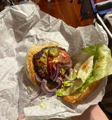 Opinii despre Catch Burger în Budapest - Vendéglátás