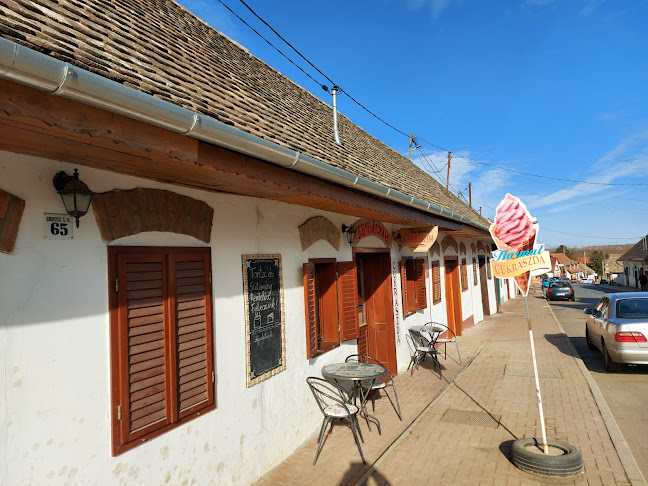 Harmat Cukrászda - Villány