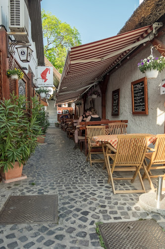 Tihany, Mádl Ferenc tér 2, 8237