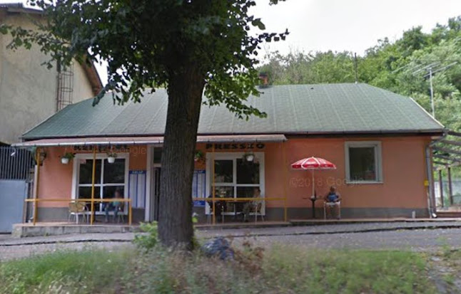 Opinii despre Kék Acél Presszó în Salgótarján - Vendéglátás