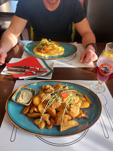 Opinii despre Pampalini Pizzéria és Étterem în Vác - Vendéglátás