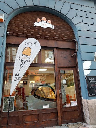 Juhász Cuki - Budapest