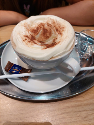 Opinii despre Tchibo în Kecskemét - Vendéglátás