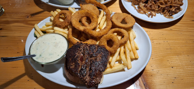 Opinii despre Bucka Pub Steak House în Szigetszentmiklós - Vendéglátás