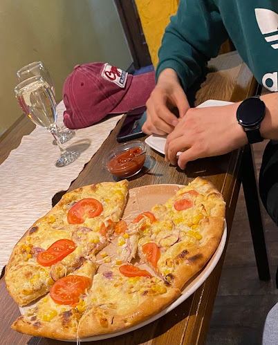 Opinii despre Tropical Pizzeria în Lenti - Vendéglátás