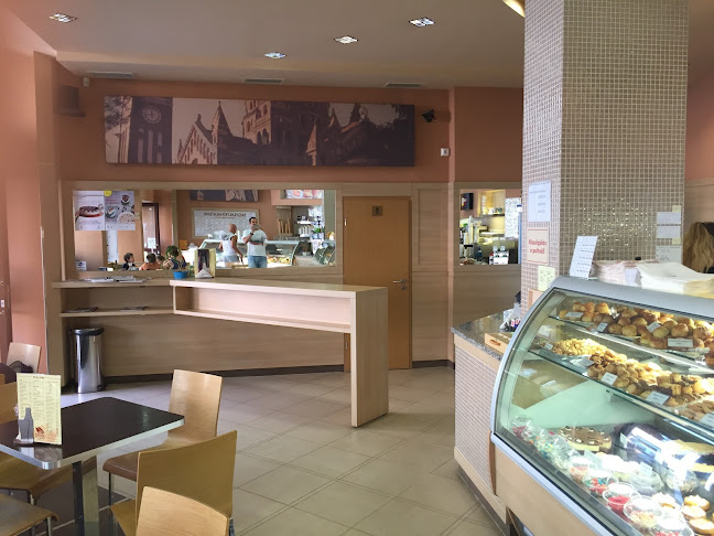 Comentarii opinii despre Dóm Cukrászda