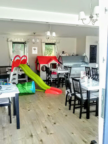 Győr, József Attila u. 52, 9028