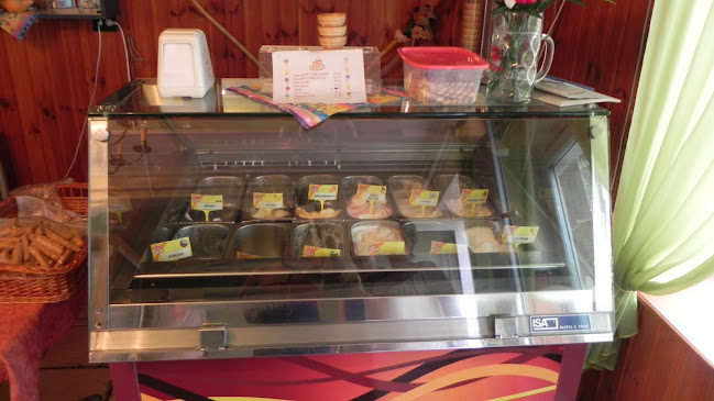 Opinii despre Főnix Cukrászda - Maróti Cukrászat în Szeged - Vendéglátás