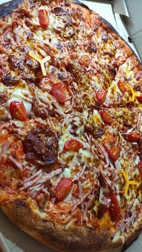 50’s Pizzéria és Ételbár - Vendéglátás