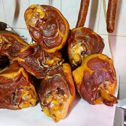 Comentarii opinii despre Füstház | Hús és hentesáru