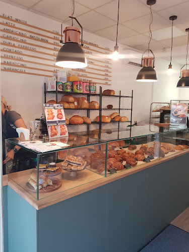 Comentarii opinii despre Tóth Bakery & Specialty Coffee