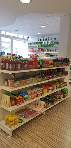 Comentarii opinii despre Kohinoor Bazár Szeged - Pakistani, Indian, Iranian, Arabic, African Grocery and Halal meat