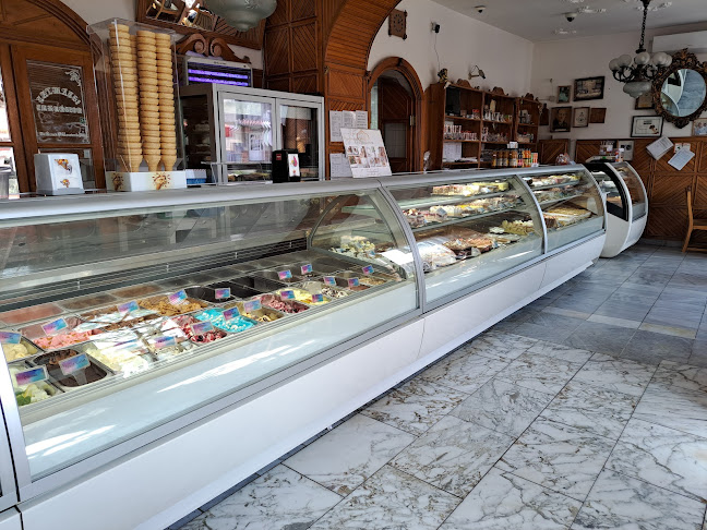 Opinii despre Talmácsi Cukrászat în Kunszentmárton - Vendéglátás