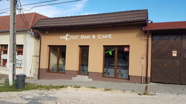 Opinii despre Prosit Bar & Café în Budakeszi - Vendéglátás