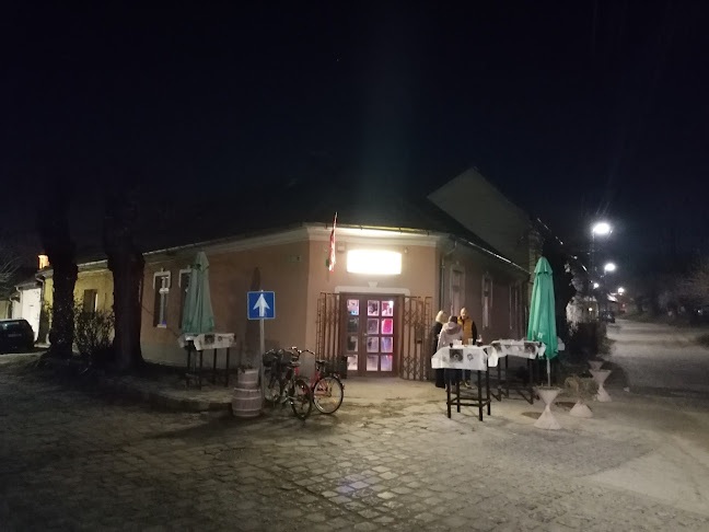 Comentarii opinii despre Korencsi Kocsma