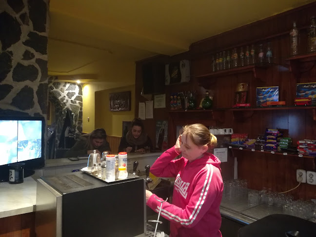 Opinii despre Hajnalka Vendéglő în Ladánybene - Vendéglátás