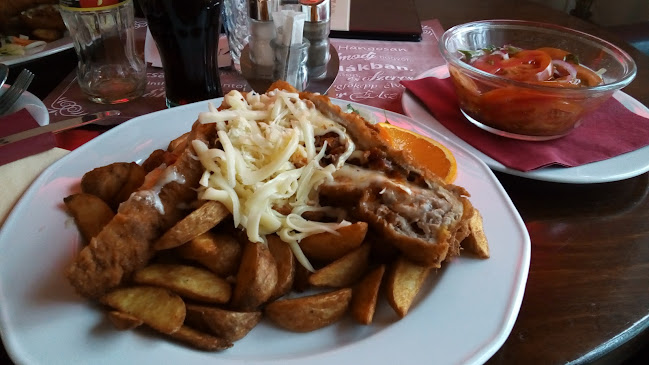 Tata, Fáklya u. 2, 2890